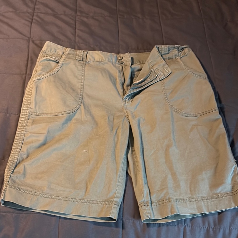 St. John's Bay Khaki Women's Bermudas